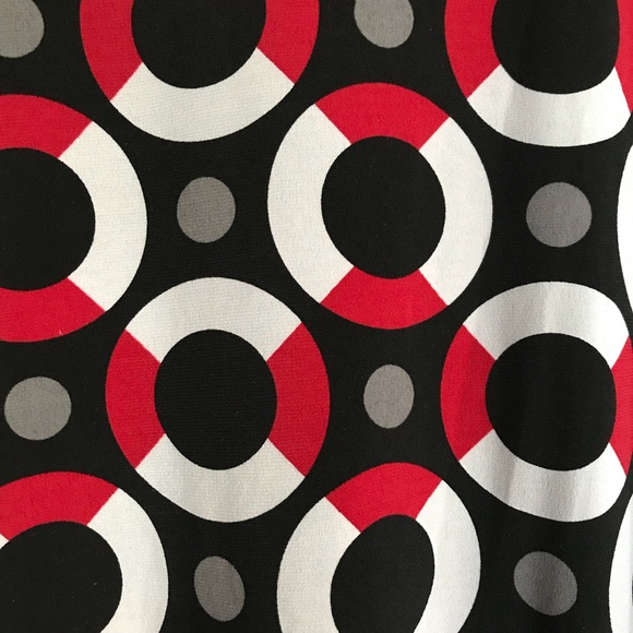 Dressbarn Top, Size M, Red/Blk/Wht - Picture 8 of 8